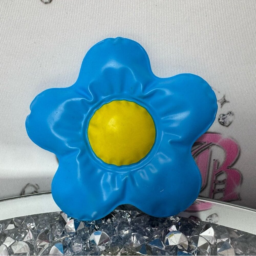 Mini blow up flower y2k decor room cute blue yellow inflatable decor 2000s